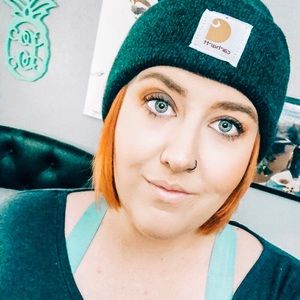 Meet your Posher, Carrie